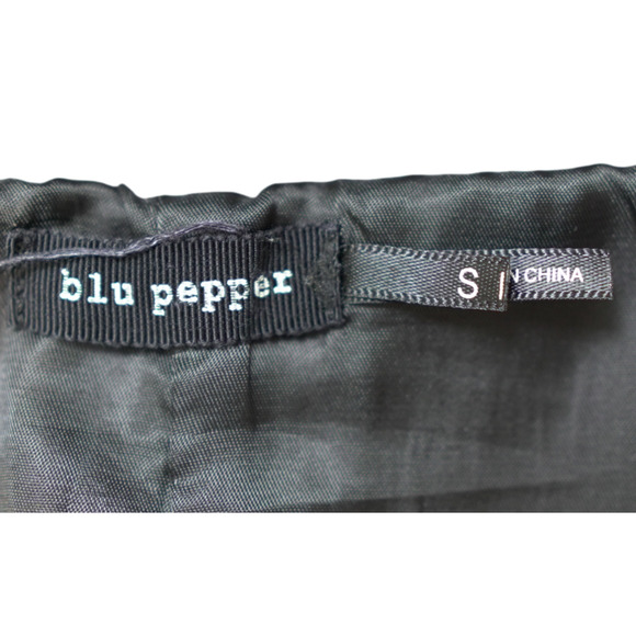 Blu Pepper Black Mini Skirt Sz S Embroidered Floral Corduroy Lined Cotton Skater - Picture 3 of 10